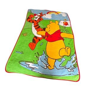 Disney Winnie the Pooh Tigger Fleece Throw Blanket Green Blue Rainbow 100% Poly
